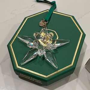 Swarovski Crystal Star Ornament with Gold Detail
